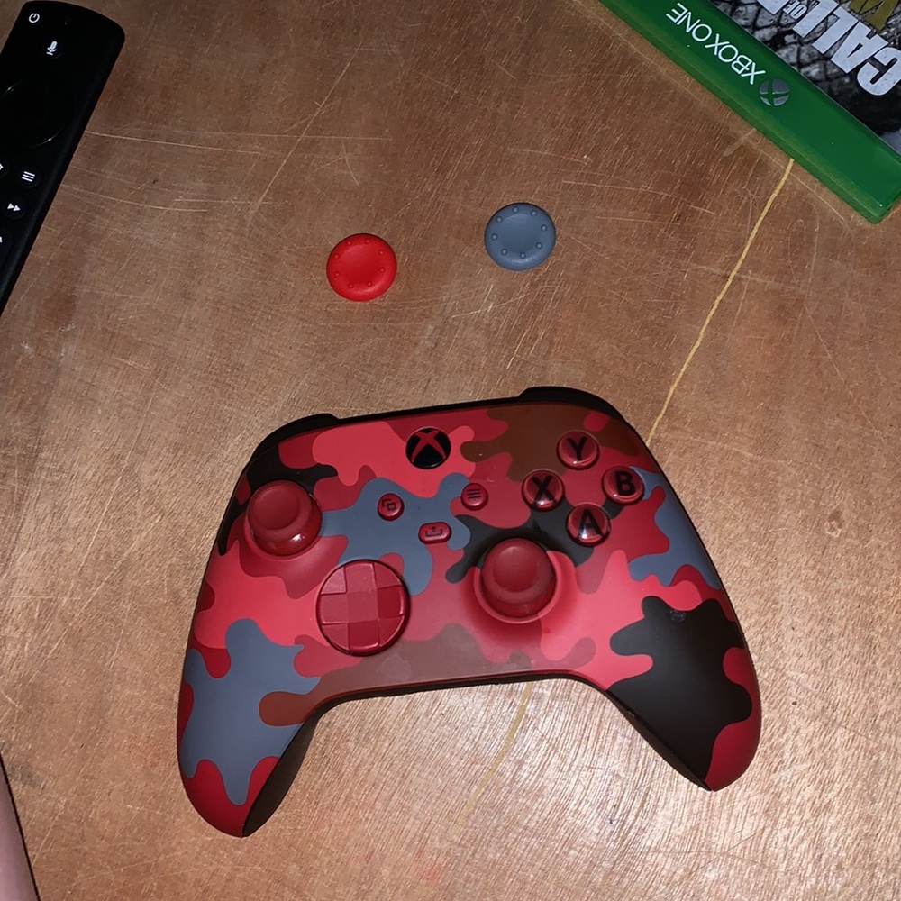 Xbox Controller - Picture 4 of 5